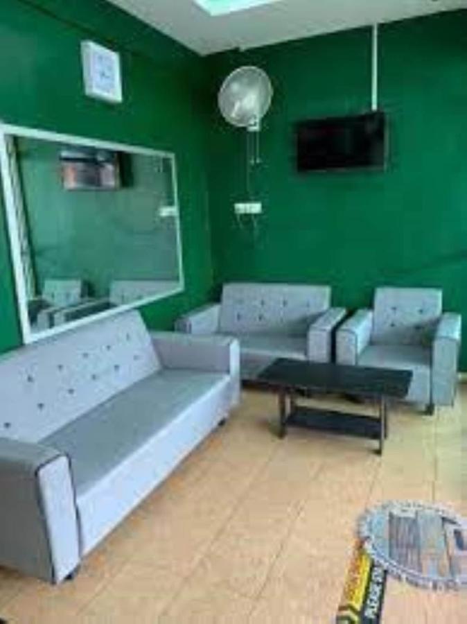Oyo 90361 Motel Inapan Mahsuri Jitra Εξωτερικό φωτογραφία