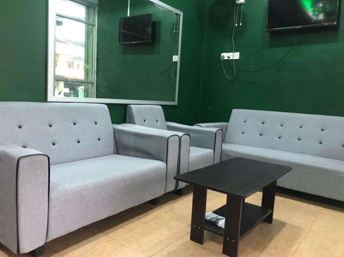 Oyo 90361 Motel Inapan Mahsuri Jitra Εξωτερικό φωτογραφία